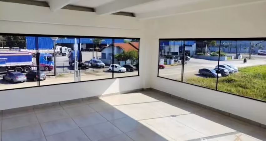 Barracão / Galpão / Depósito com 2 salas para alugar no Porto Grande, Araquari 