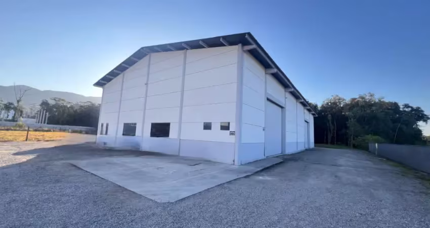 Barracão / Galpão / Depósito com 2 salas para alugar na Zona Industrial, Joinville 