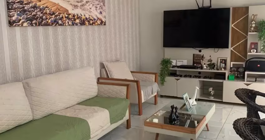 Casa com 3 quartos à venda no Novo Mundo, Uberlândia 