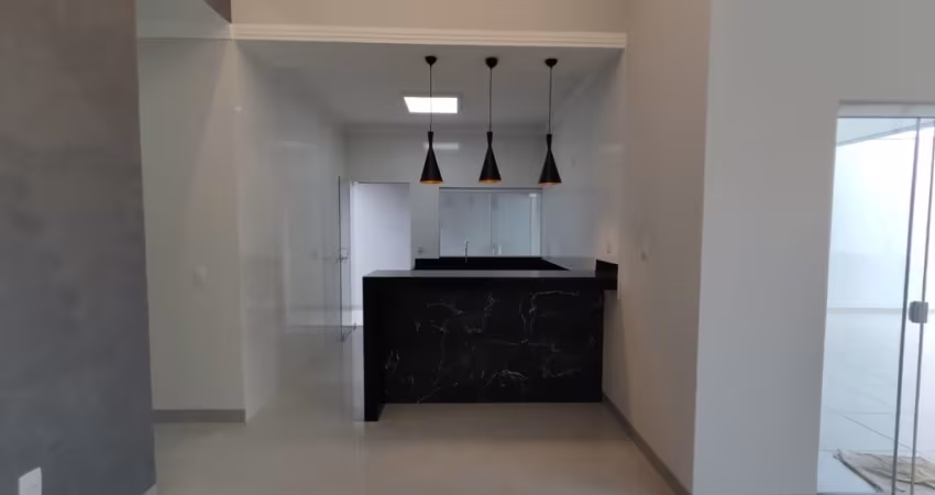 Linda casa no Bairro Novo Mundo pronta pra morar
