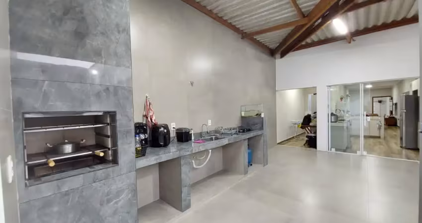 Casa à venda em Carajás, Uberlândia 