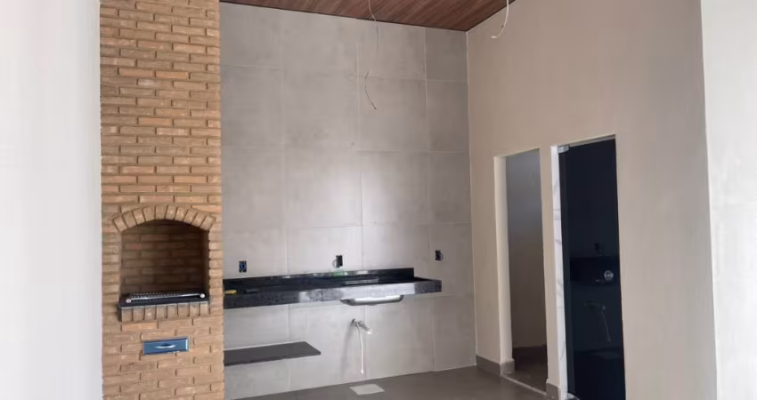 Excelente casa nova no Bairro Jardim Europa