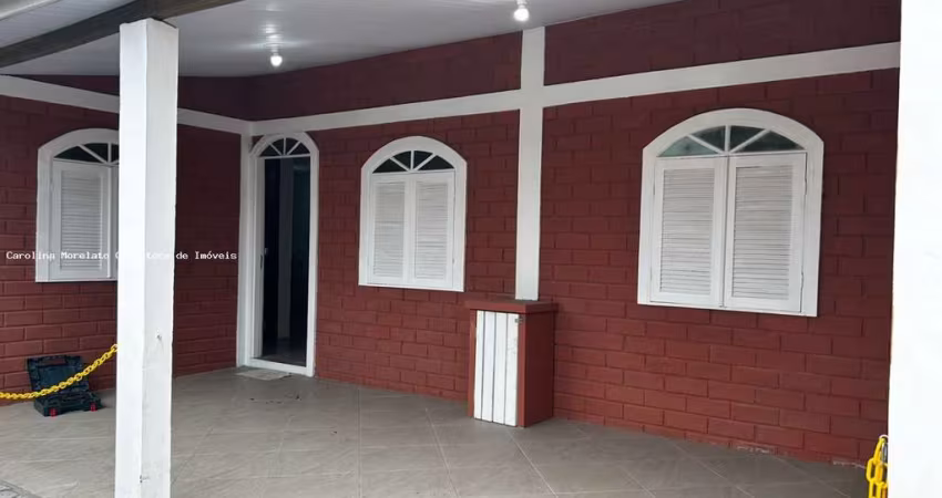 Casa para Venda em Florianópolis, Ingleses do Rio Vermelho, 2 dormitórios, 1 banheiro, 2 vagas