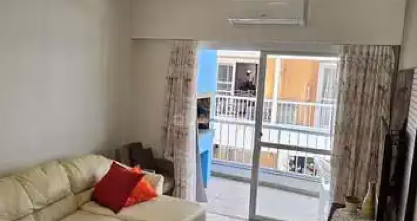 Apartamento com dois dormitórios a 200m da praia de bombas