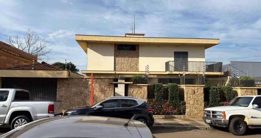 Casa com 4 quartos para alugar na Rua Marechal Deodoro, 2678, Centro, São Carlos
