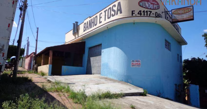 Salão com 170 m², esquina, com intenso fluxo de carros.