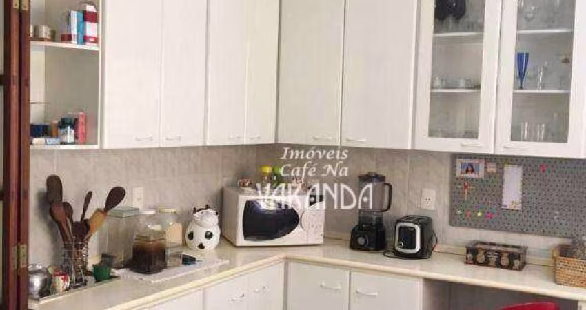 Casa com 3 dormitórios à venda, 215 m² por R$ 830.000,00 - Jardim Nova Europa - Campinas/SP