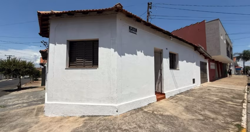 CASA DE ESQUINA - RUA 23 DE MAIO