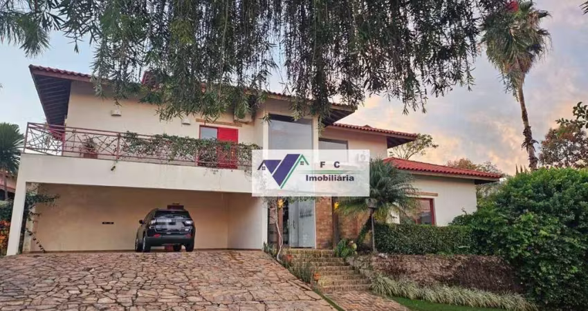 Sobrado amplo e rodeado de muito verde casa à venda no condomínio terras de vinhedo.