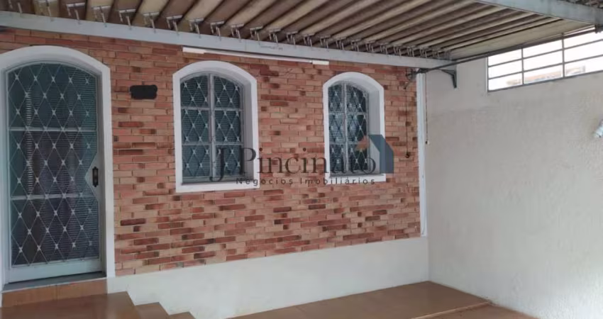 CASA SOBRADO COM 03 QUARTOS NO CENTRO DE JUNDIAI/SP - Ref. 55073