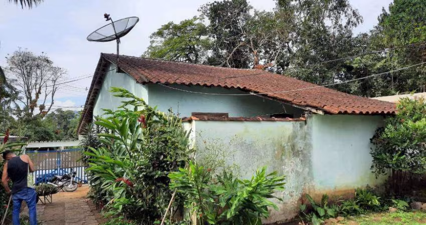 VENDE-SE 4 CASAS NO BAIRRO CORISCÃO - PARATY - RJ