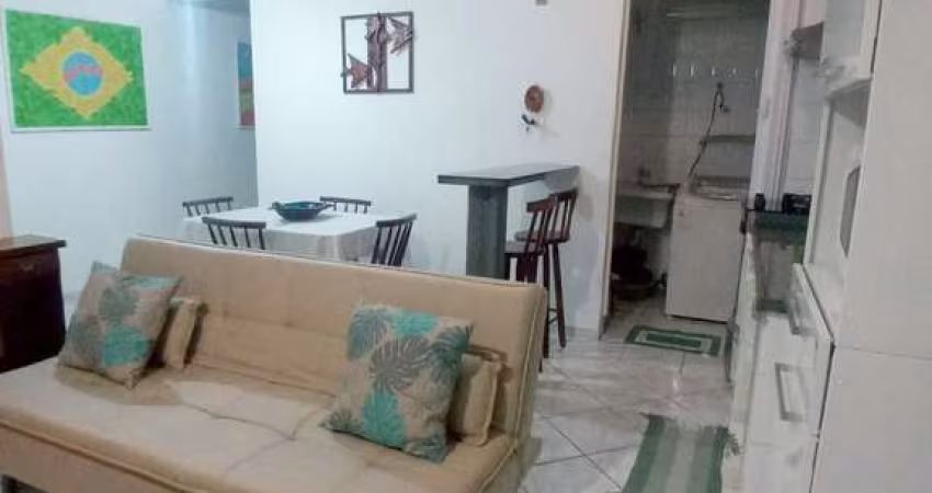 2 Dormitórios (1 Suíte) - Piscina - Churrasqueira