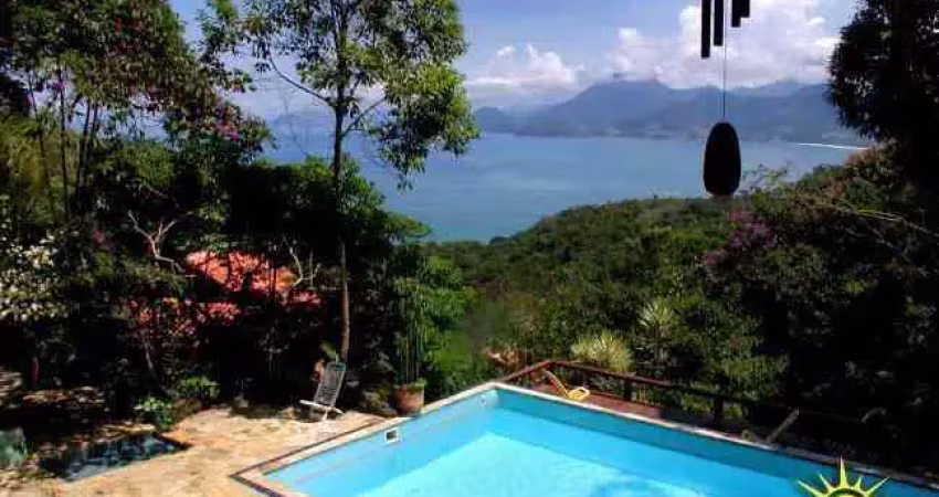 Lindíssima pousada com 25 mil m² de vegetação exuberante e linda vista para o mar. oportunidade de bons negócios