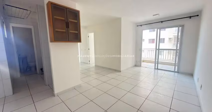 Vendo apartamento no varandas grand park (calhau) com 3 quartos e 2 vagas de garagem