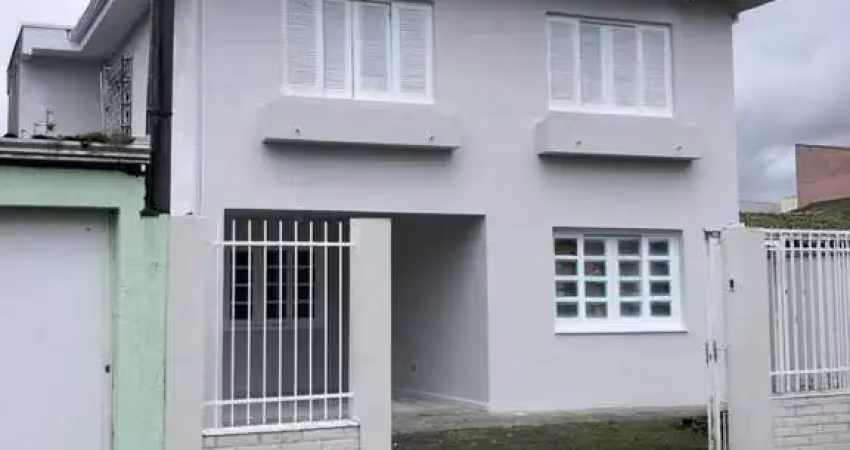 Casa com 3 quartos para alugar na Rua Agostinho Pereira Alves, 31, Bockmann, Paranaguá
