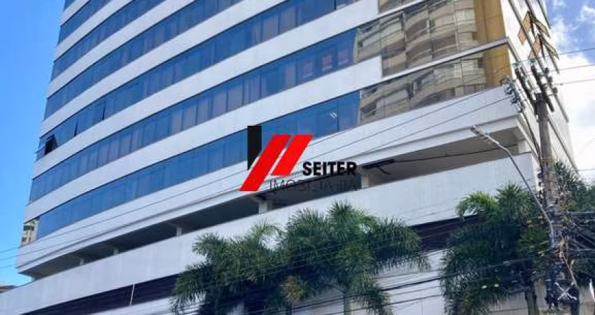 Sala comercial para alugar no Bairro Estreito em Florianópolis com 8 salas