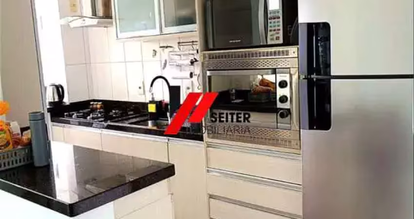 Apartamento à venda com 3 dormitórios no bairro Trindade em Florianópolis.