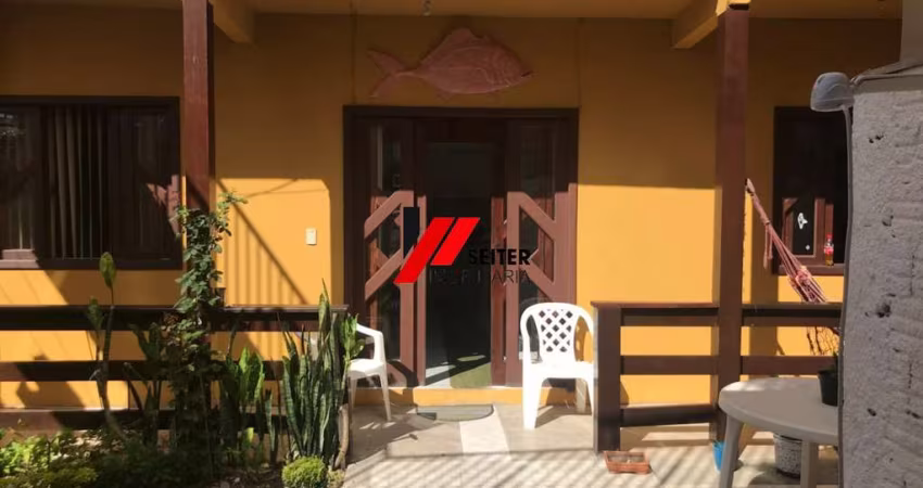 Casa à venda no Centrinho da Lagoa em Florianópolis