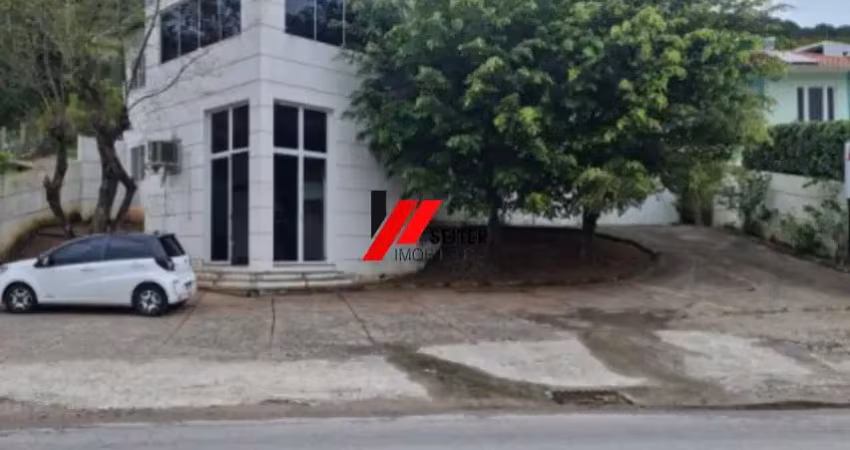 Conjunto de salas para locação em prédio comercial no córrego grande
