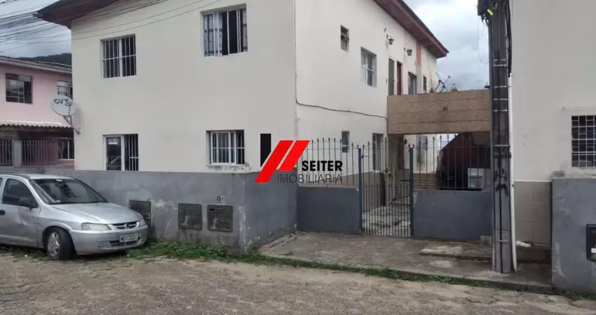 Venda de apartamento  em florianópolis-sc, bairro monte verde: 3 quartos, 2 salas, 1 banheiro.