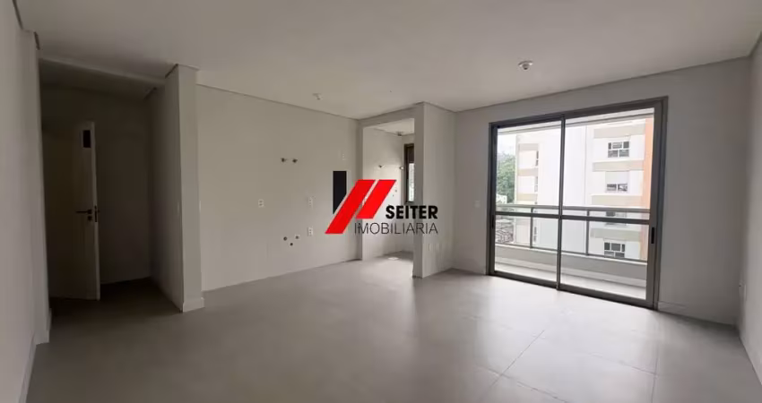 Apartamento novo de 3 dormitorios a venda proximo da UFSC no bairro Carvoeira