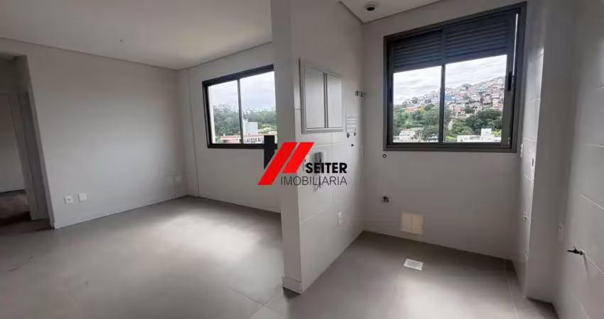 Apartamento novo de 1 dormitorio a venda proximo da ufsc no bairro carvoeira