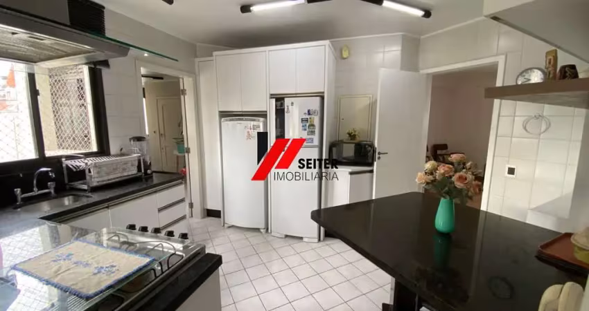 Apartamento de 3 dormitorios a venda Centro de Florianópolis