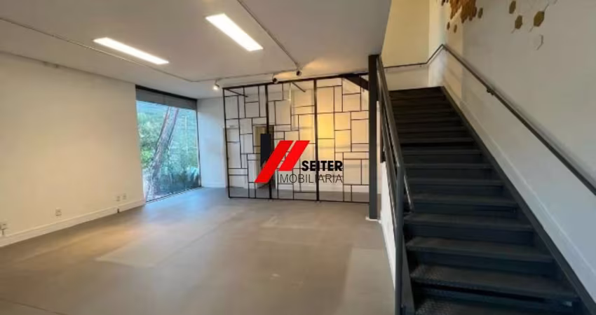 Alugo excelente loja comercial com 150 m2 de frente para a SC-401