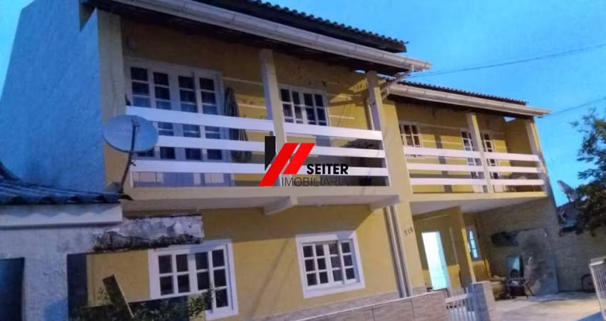 Prédio residencial com 4 apartamentos à venda no Bairro Ingleses em Florianópolis