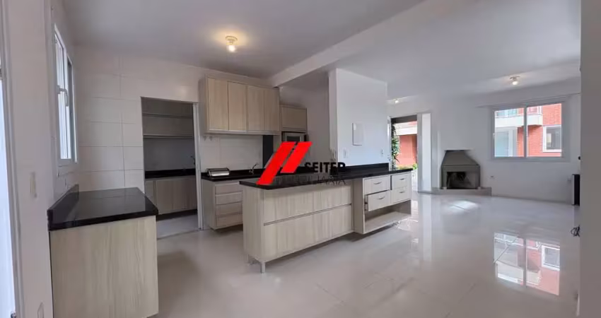 Casa com 3 quartos para alugar no Campeche, Florianópolis 