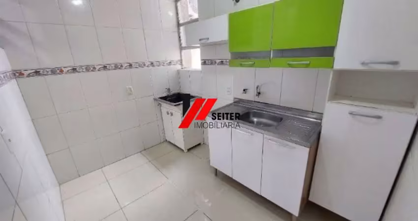 Apartamento para locação 65m² com 2 dormitórios no centro próximo ao shopping beiramar.