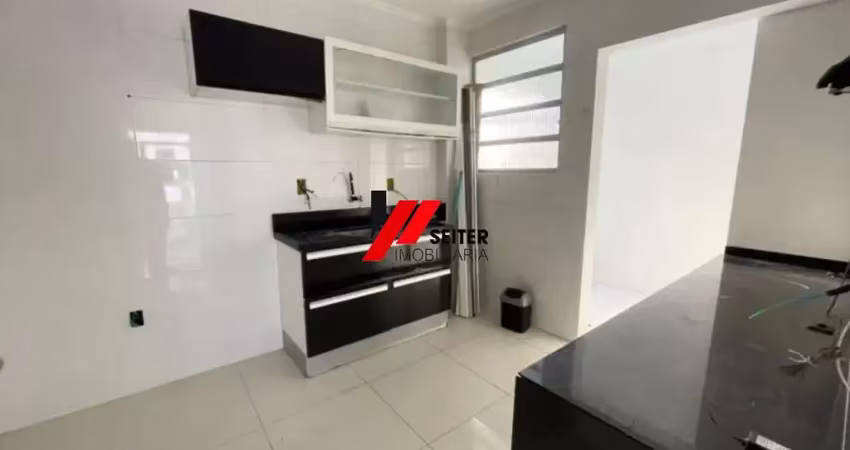 Apartamento com 3 dormitórios na trindade, ótima localização.