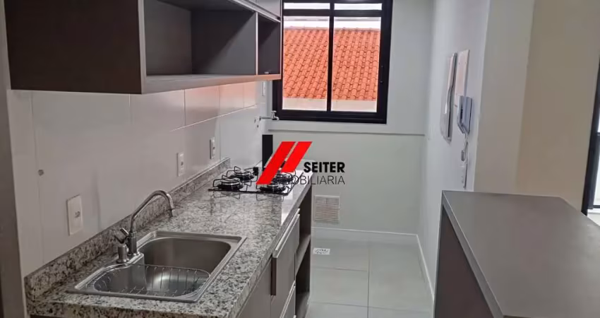 Apartamento com 2 quartos para alugar no Centro, Florianópolis 