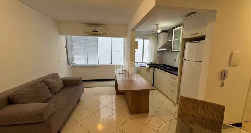 Apartamento na Barra Sul para locação Anual