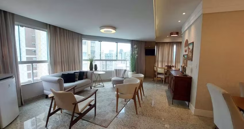 Apartamento com 3 suítes e 2 vagas na rua 3000 no centro de balneário camboriú