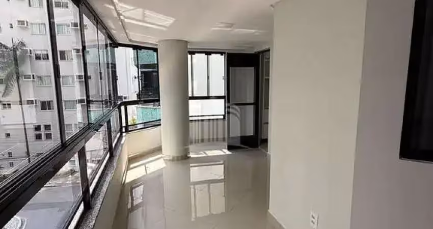 Apartamento com 3 quartos à venda na Rua 3710, 170, Barra Sul, Balneário Camboriú
