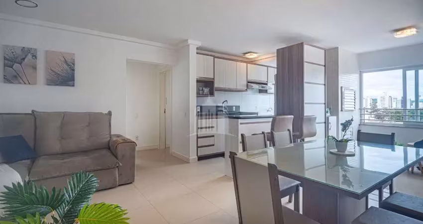 Oportunidade com 01, completamente reformado e todo mobiliado.