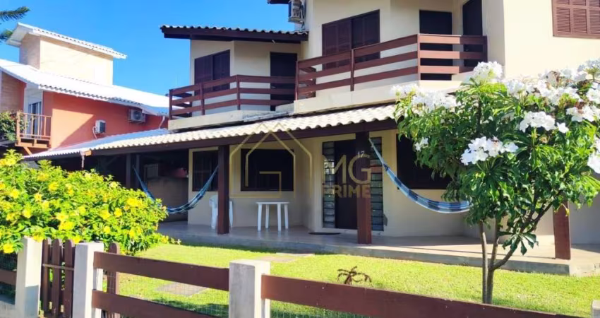 Casa mobiliada em Condomínio na Praia dos Ingleses