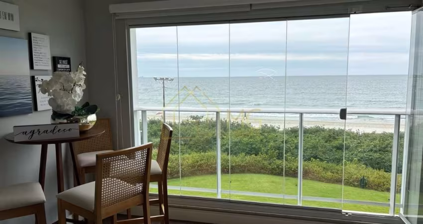 Lindo apartamento em frente ao mar!
