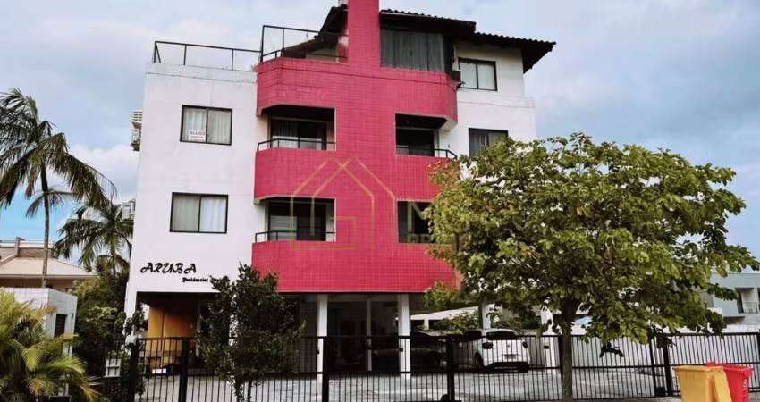 Apartamento com 02 dormitórios a 500 metros do mar de ingleses