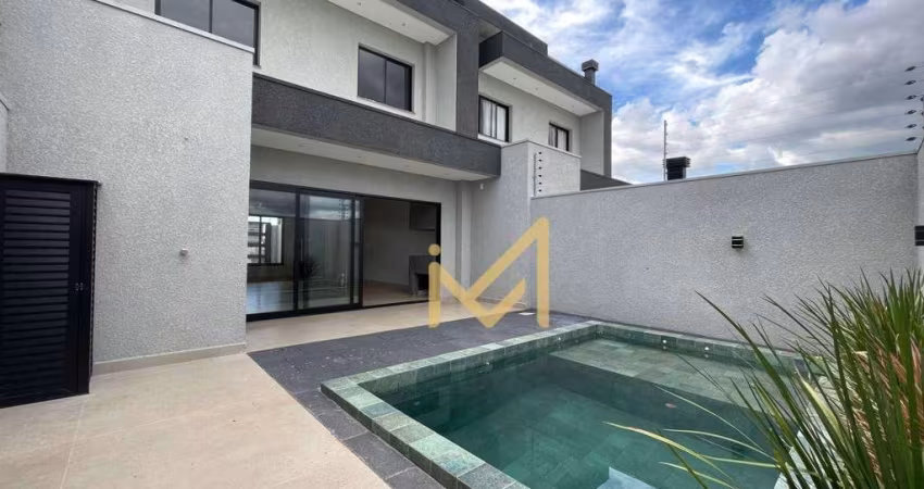 SOBRADO COM PISCINA: 3 suítes + 4 vagas, com 144m² no Bairro Positano