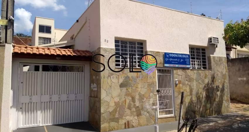Linda casa para venda ou locação no Centro