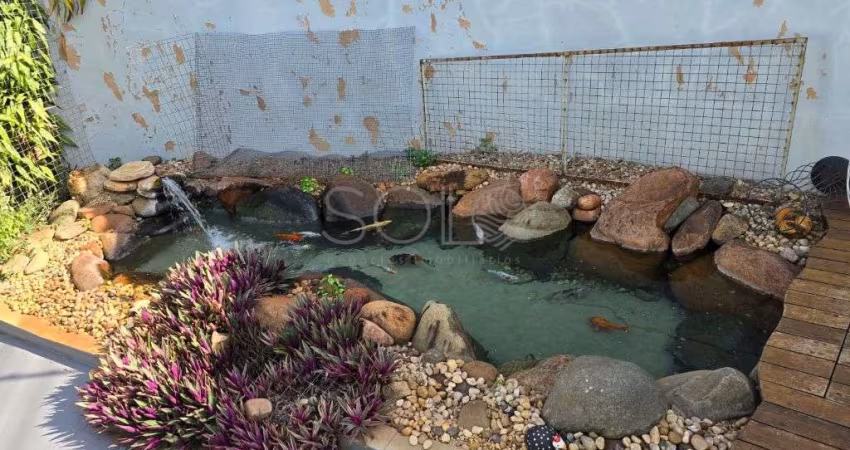 Linda casa com piscina no Cidade Jardim