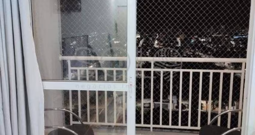 APARTAMENTO COM VARANDA E SALA ESTENDIDA NA VILA XAVIER