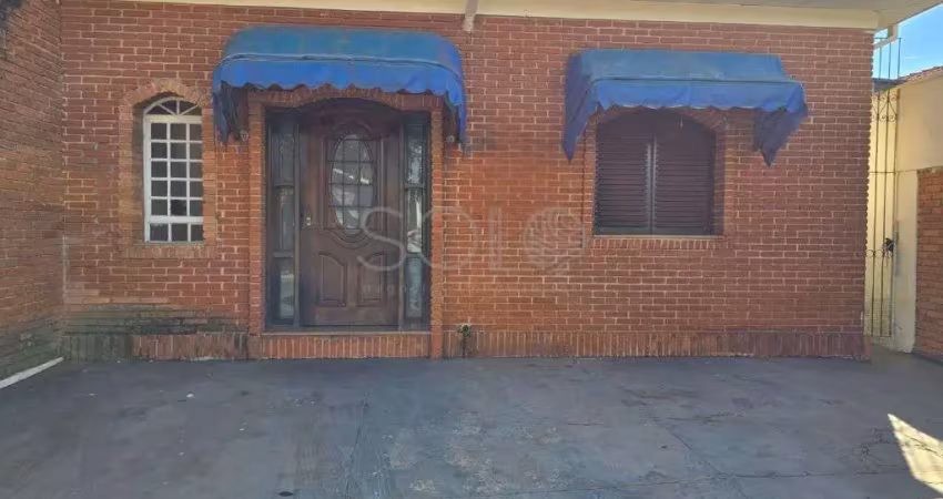 Casa a venda no Centro