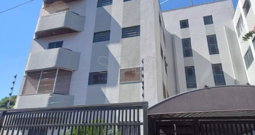 Apartamento amplo na Vaz Filho