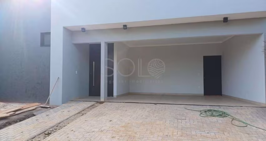 Casa de 3 suítes a venda no Village Dahma I