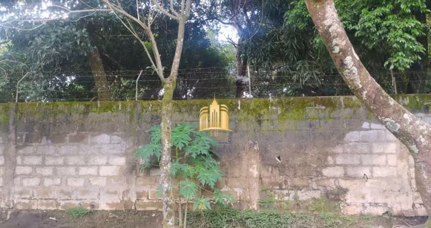 Terreno à venda em Esmeraldas-MG, bairro Fernão Dias, com 450m² de área. Venha conferir!