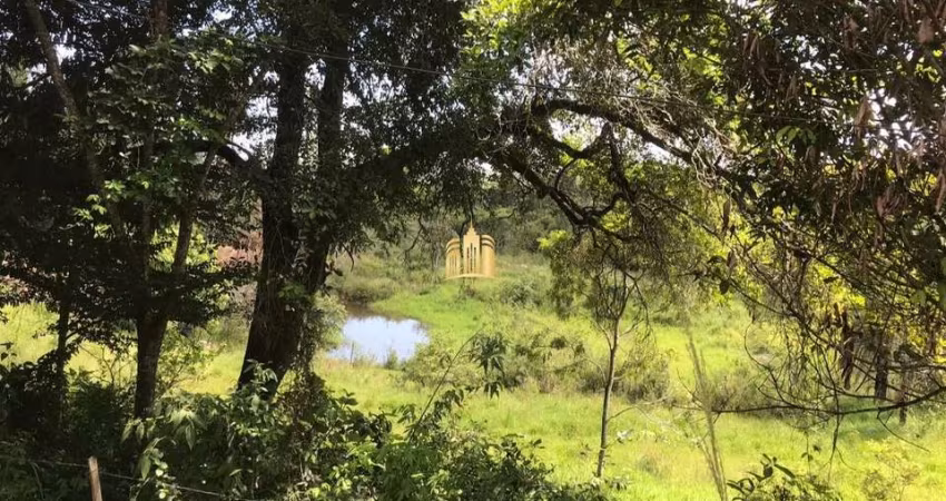Sitio em Cachoeira - Esmeraldas