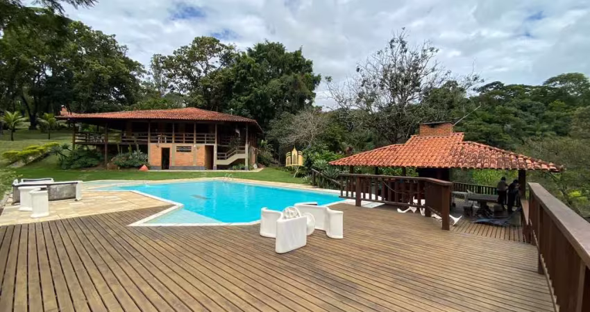 Lindo sítio à venda no condomínio vale do ipê amarelo em esmeraldas - 10.800 m²